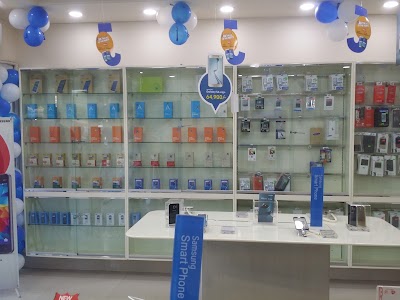 Photos of SAMSUNG Smartphone caf&eacute;