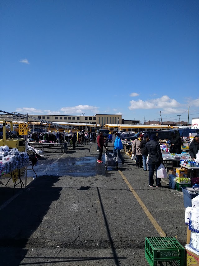 Aquaduck Flea Market