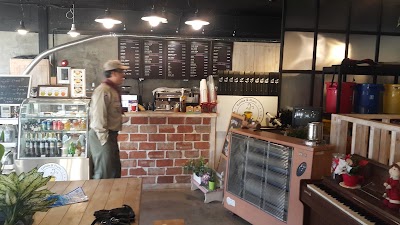 Photos of Coffee roasting shop dasol