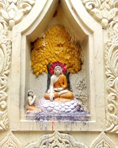 Photos of Rang-U Ramkut Buddhist Temple
