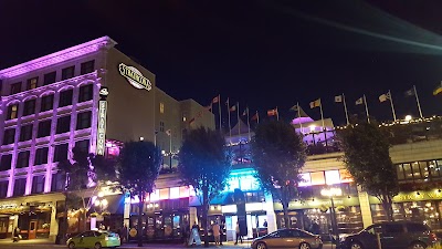 Photos of Strathcona Hotel