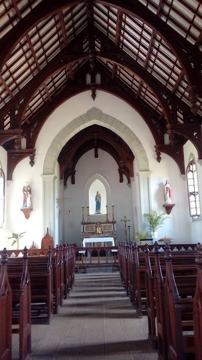 Photos of Eglise Marie Reine