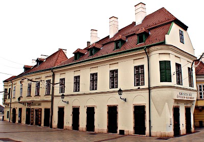 Photos of Kreszta-H&aacute;z &eacute;s &Eacute;tterem