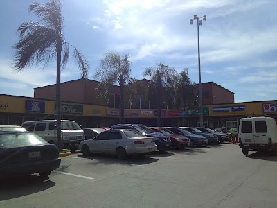 Photos of Plaza Uno