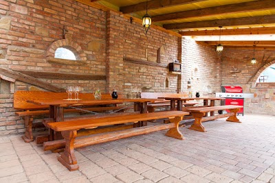 Photos of winery Turz&iacute;k