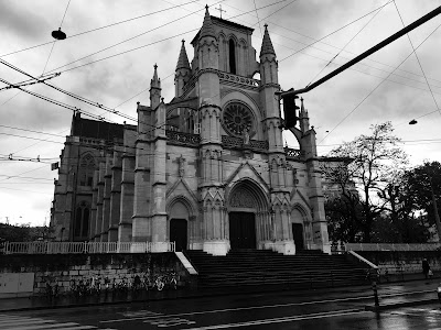 Photos of Basilique Notre-Dame de Gen&egrave;ve