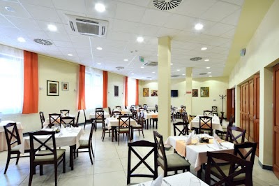 Photos of Hotel Kum&aacute;nia