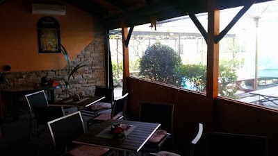 Photos of Vin&aacute;rna "Nad Skl&iacute;pkem"