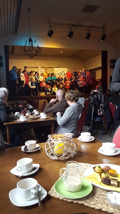 Photos of Caf&eacute; biljart en Zalencentrum 'Onder de Linden'