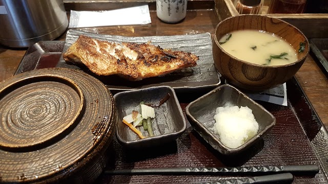 しんぱち食堂 新宿店