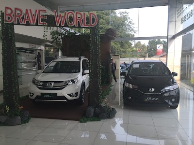 Photos of Honda Megatama