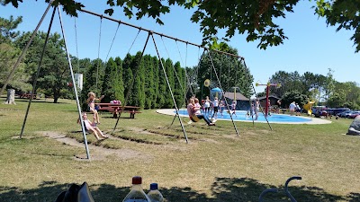 Photos of Greenview Aviaries Park & Zoo