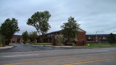 Photos of Archer's Pointe Apartments in Fort Wayne