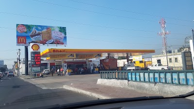 Photos of Shell gas station 12av