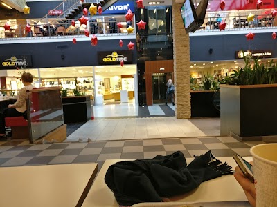 Photos of Fama