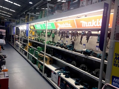 Photos of Crameri's Mitre 10 and CRT
