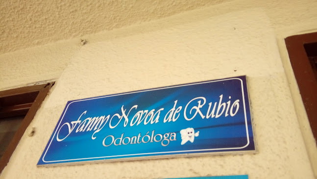 Fanny Novoa de Rubio Odontóloga