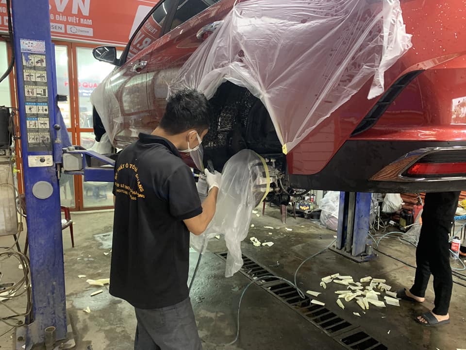 Hình ảnh thi công cách âm chống ồn cho xe Mazda 3 tại Hà Nội vật liệu cách âm SIP