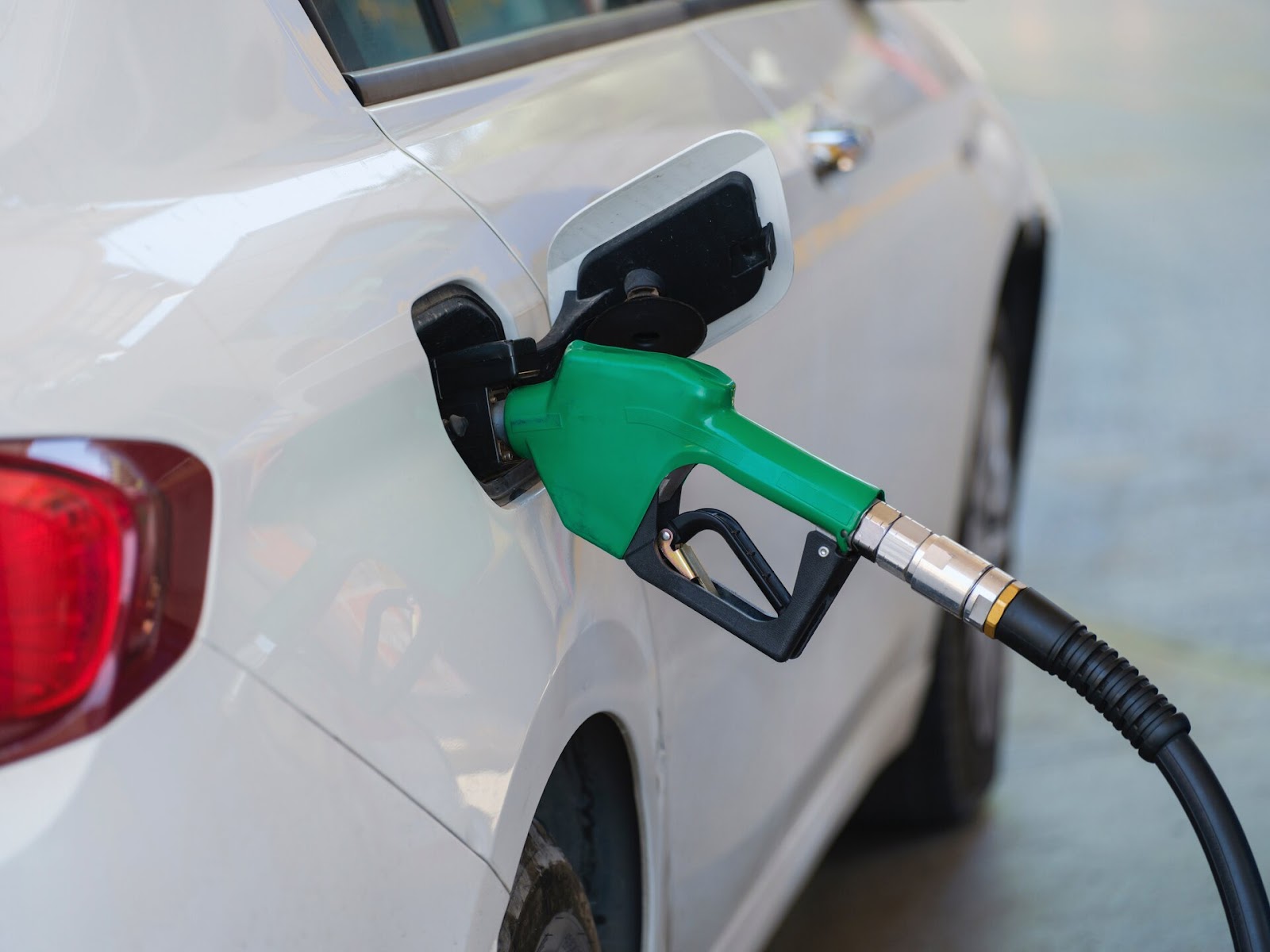 Analist Notu: Petrol Fiyatlarındaki Artışın Devam Etmesi Hangi Hisseleri Öne Çıkarır?