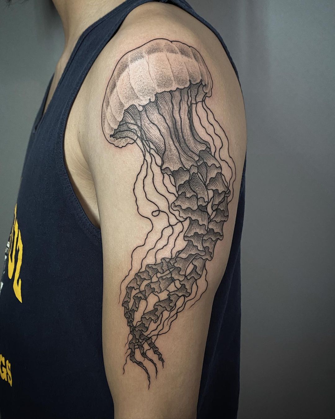 Long Dark Jellyfish Design