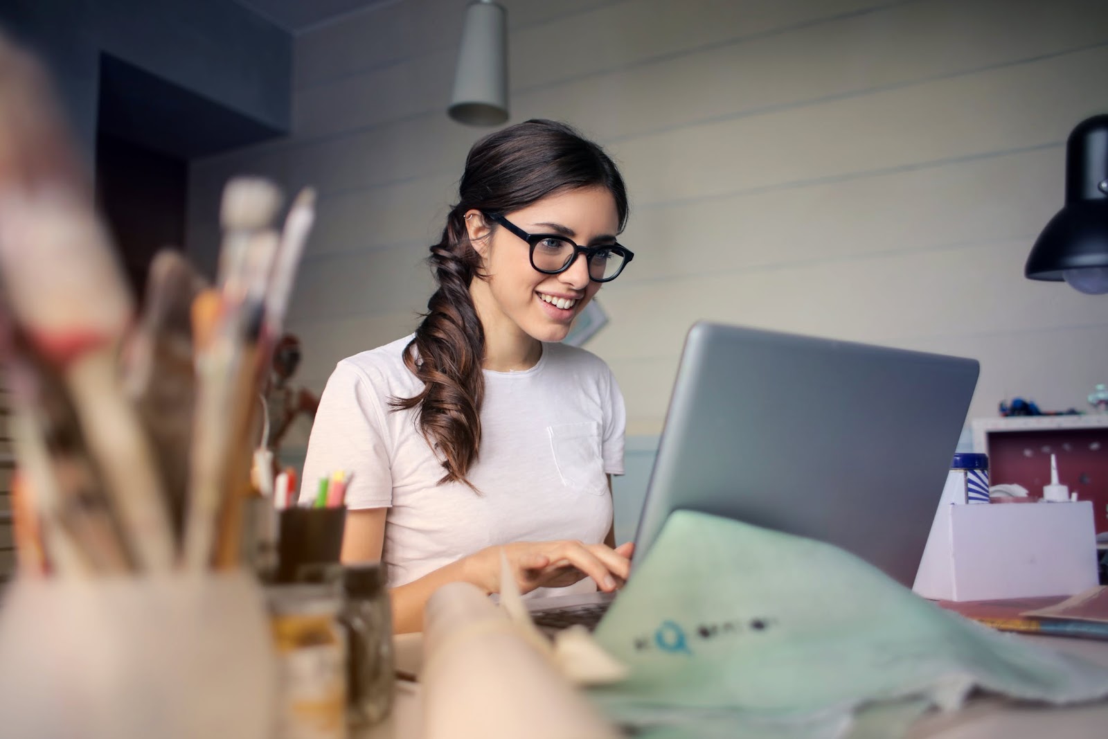 Home Grinding: 5 Ways Stay-At-Home Parents Can Earn an Extra Income