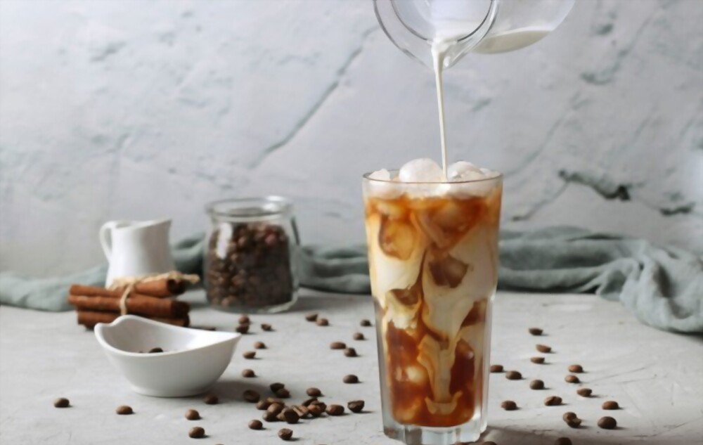 cold-coffee-with-milk
