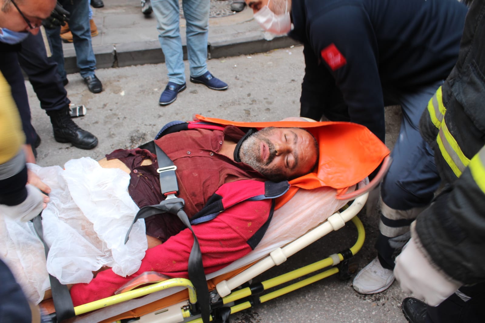Cami Tuvaletinde Fenalaştı 2 gün yaşayabildi
