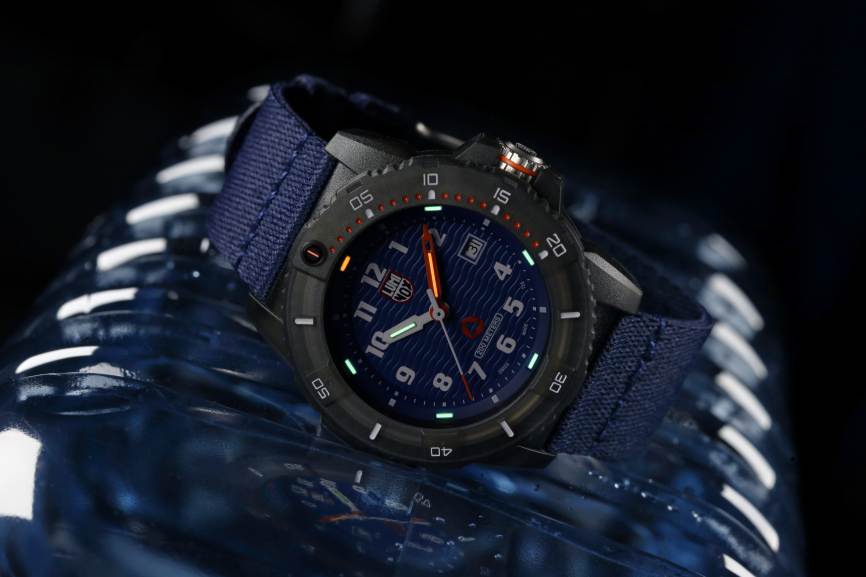 Đồng hồ Luminox #tide ECO - Sustainable Outdoor Watch XS.8903.ECO - 46mm giúp nam giới thêm sang trọng đẳng cấp