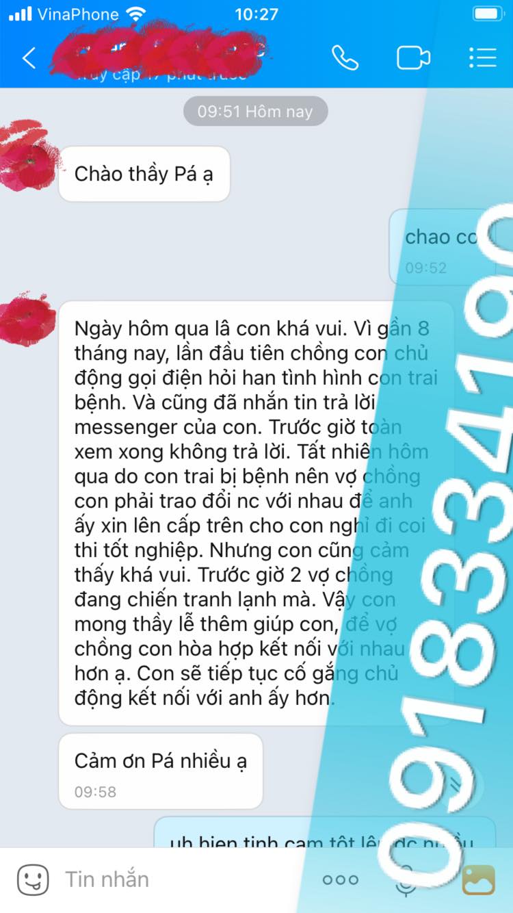 Hiện giờ chồng con thay đổi nghe lời cha mẹ và gia đình rời bỏ vợ. Hai tháng nay anh đi làm không về nhà, 