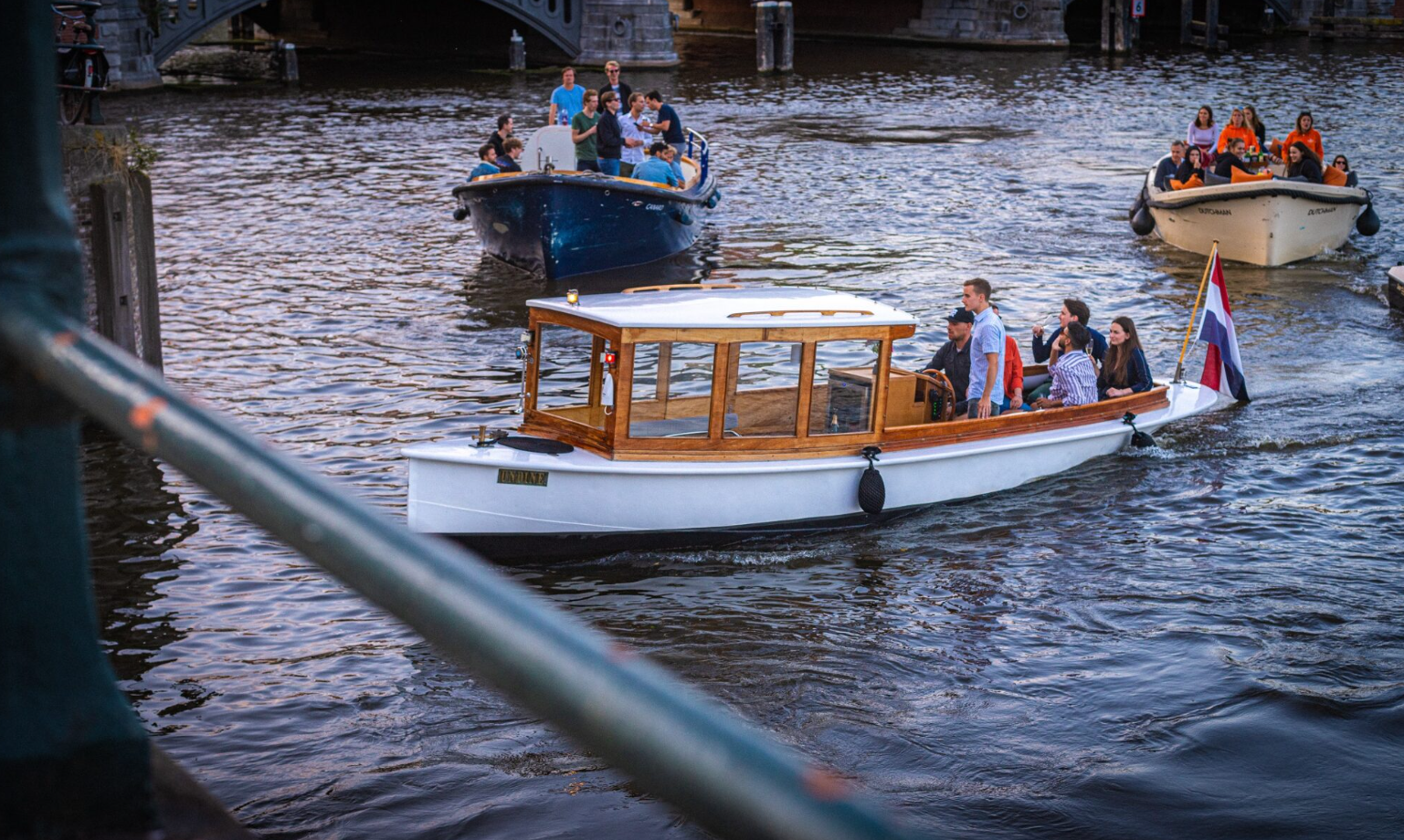 Venedig des Nordens“: Private Bootstouren in Amsterdam