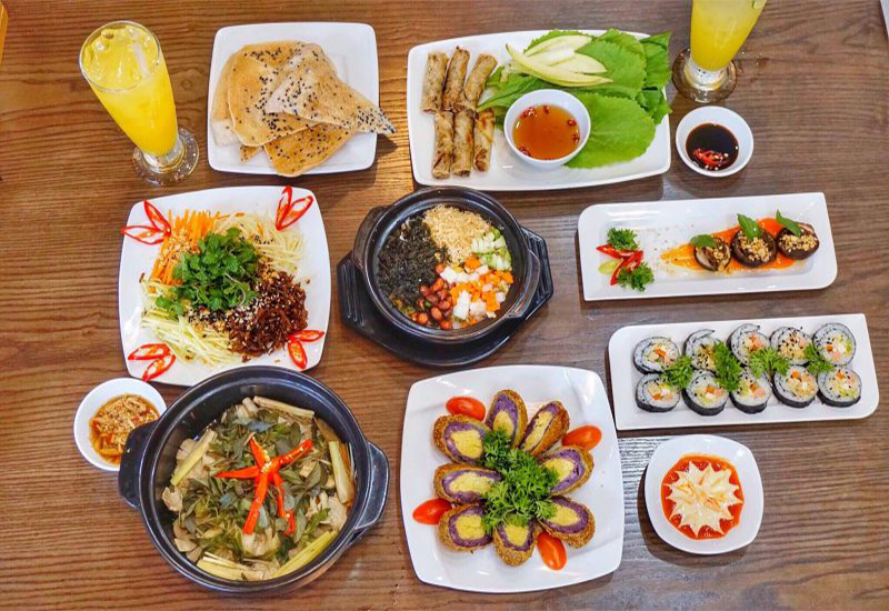 Veggie Saigon - Nhà hàng buffet chay quận 1