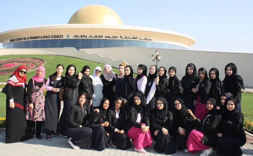 الاهلية الخيرية دبي ÙƒØ±Ù…Øª Ù…Ø¯ÙŠØ±Ø© Ø§Ù„Ù…Ø¯Ø±Ø³Ø© Ø§Ù„Ù…Ø¹Ù„Ù…Ø