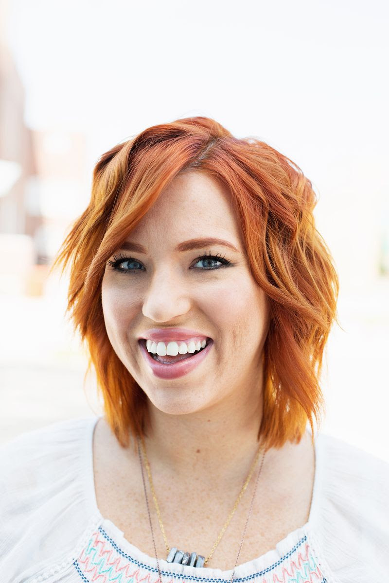 How to get beachy waves with a flat iron (click for tutorial) How to get beachy waves with a flat iron (click for tutorial)