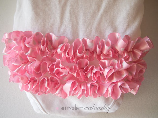 rufflebum-light-pink