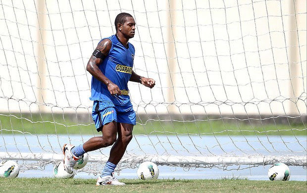 Jobson - Treino Botafogo (Foto: Alexandre Cassiano / Agência O Globo)