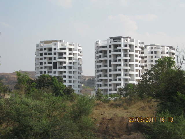 View of the residential towers in Baner Pune from DSK Gandhakosh