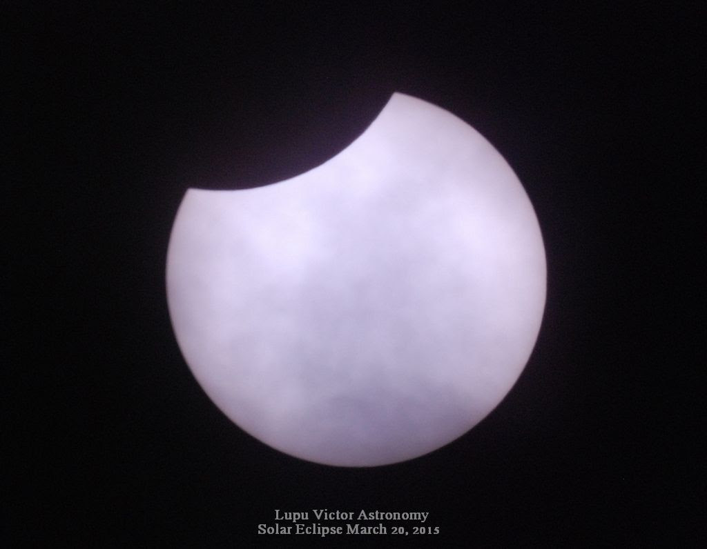 Imagini DSLR Nikon D80 Eclipsa parţială de Soare.