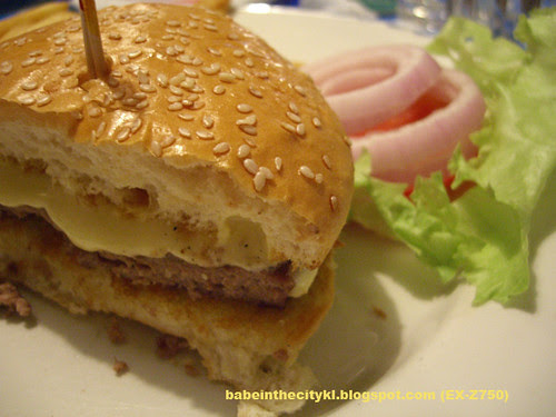 hrc cheese burger