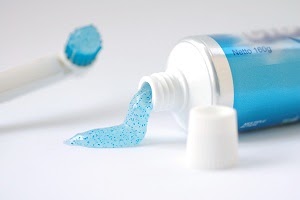 Зубная паста с фтором: польза и вред, обзор брендов