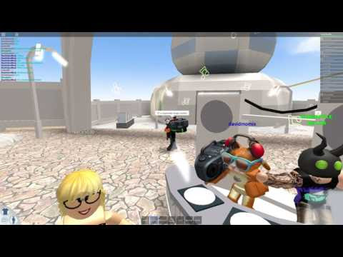 Pat And Jen Roblox Escape The Hotel Obby