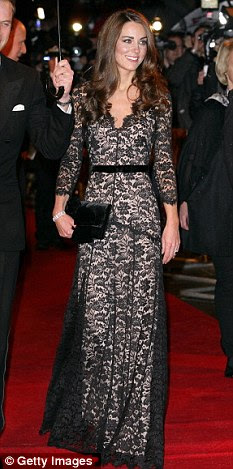 http://i.dailymail.co.uk/i/pix/2012/01/17/article-0-0F6310B000000578-801_233x469.jpg