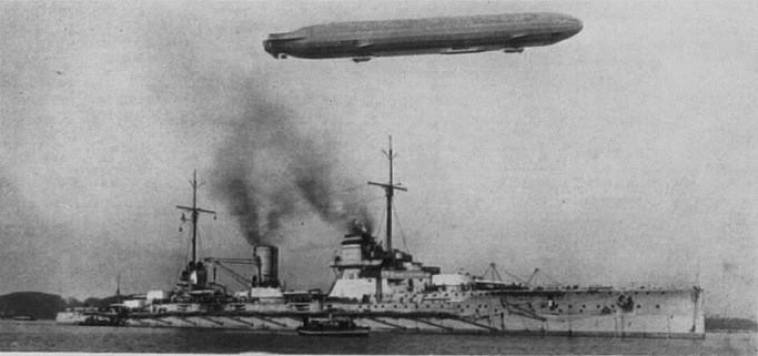 File:SMS Seydlitz mit Zeppelin.jpg