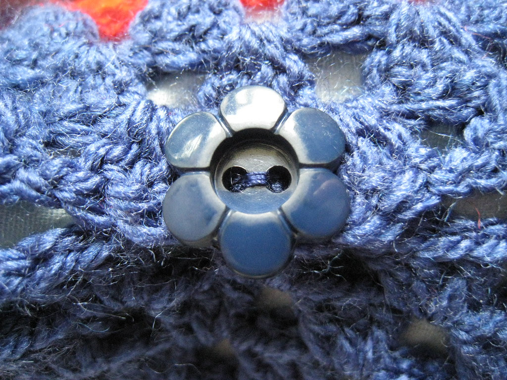 Flower button