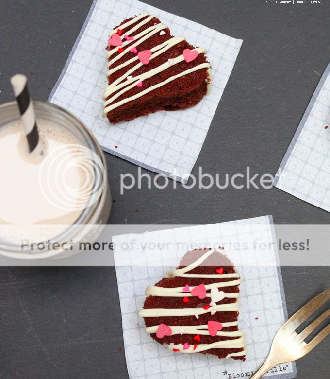 Chocoholic in love: Valentinstags Brownie | whatinaloves.com http://i402.photobucket.com/albums/pp103/Sushiina/cityglam/cityglam001/brownie5_zpsjcl0al7e.jpg