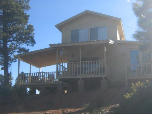 the cabin from the front, kinda haha