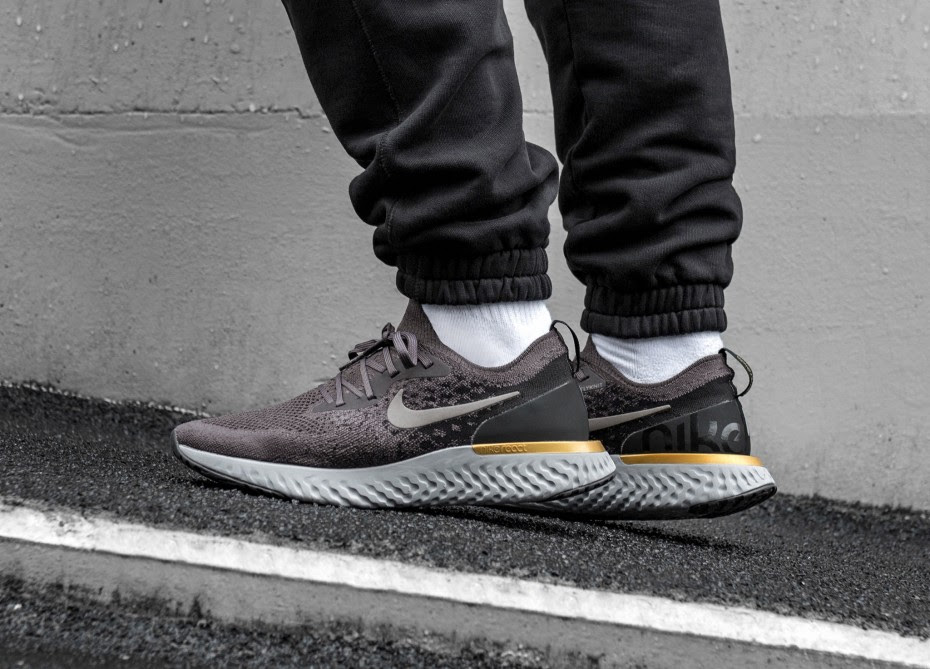 grey nike epic react