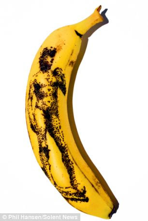 The Challenge: Banan-ART! Masterpieces recreated on fruit as artist uses  pin to 'tattoo' skin