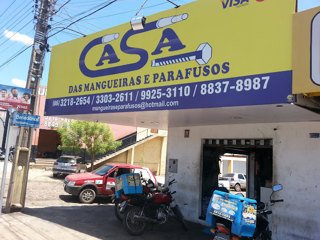 Casa das Mangueiras e Parafusos