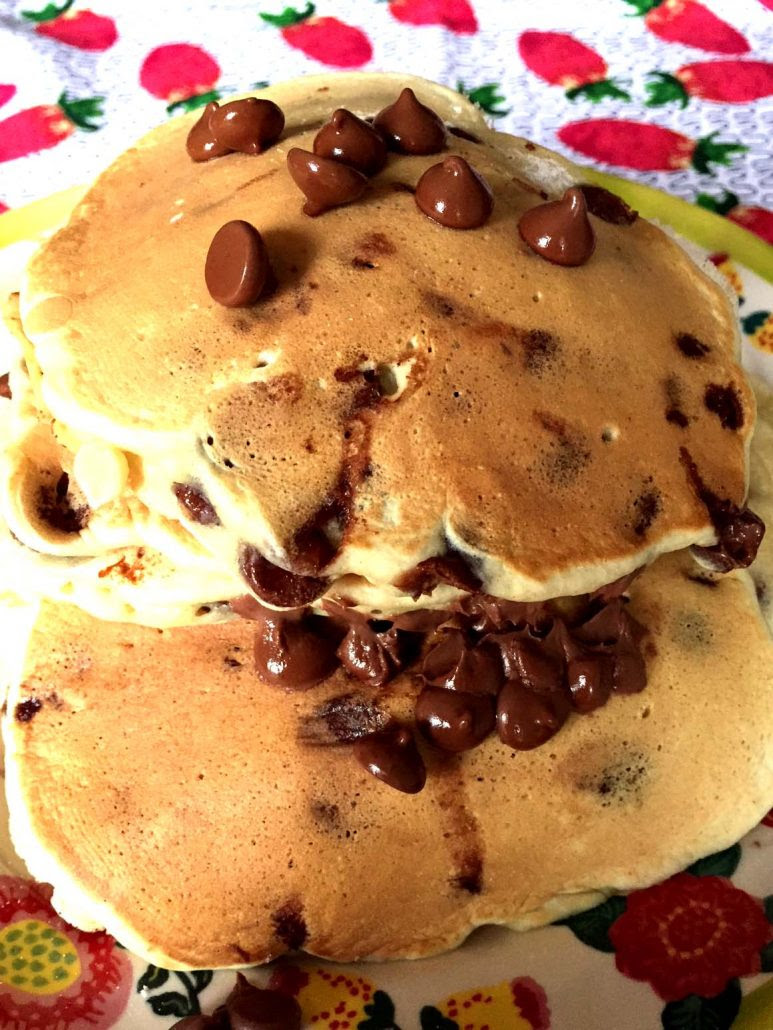 Easy Chocolate Chip Pancakes Recipe From Scratch - Melanie ...
