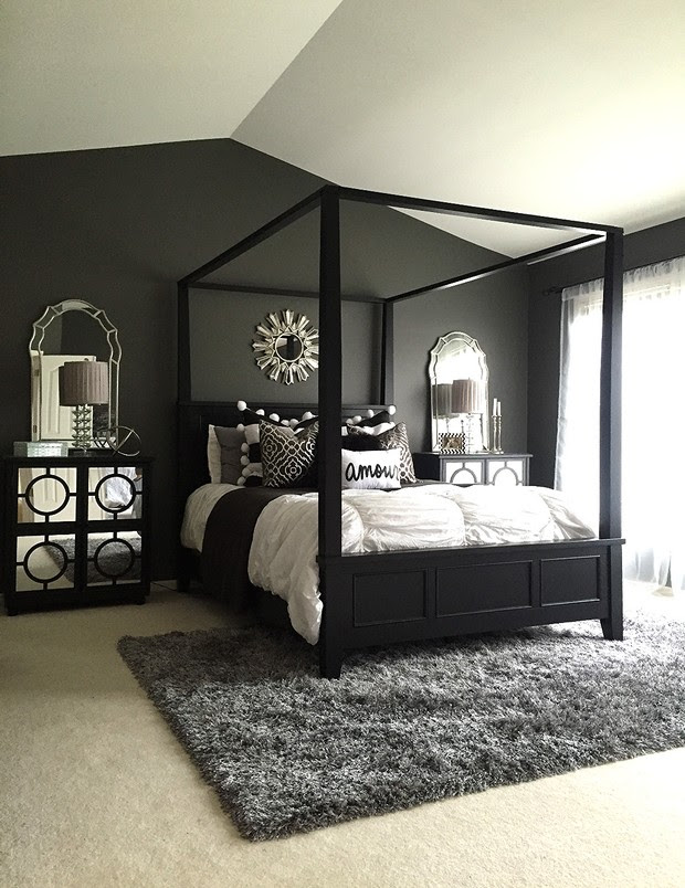 Black Design Inspiration For a Master Bedroom Decor